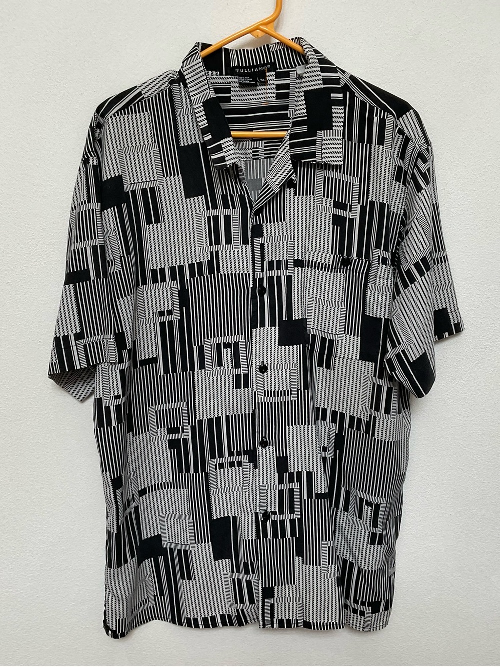 Tulliano 100% Silk Black White Geometric Print Short Sleeve Button Down Size XL